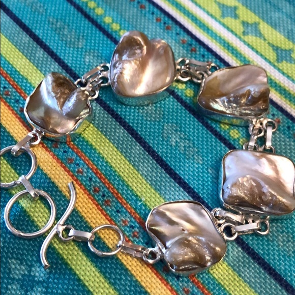 Jewelry - Biwa Pearls in silver inlay bracelet